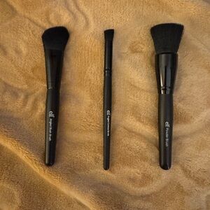 e.l.f. Three Brush Bundle